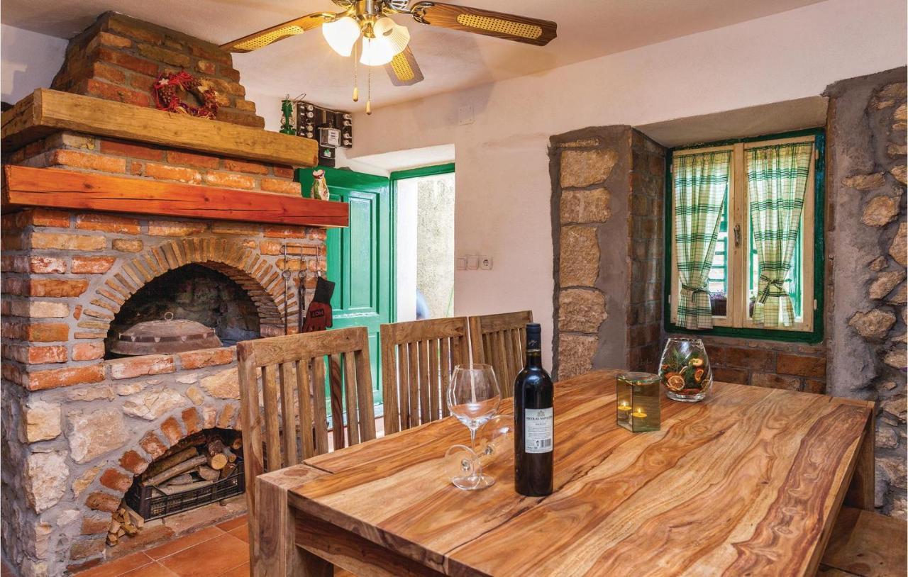 Stunning Home In Punat With Kitchen Стара Башка Экстерьер фото